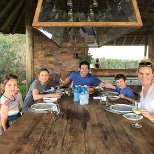 Meet your Posher, Casey